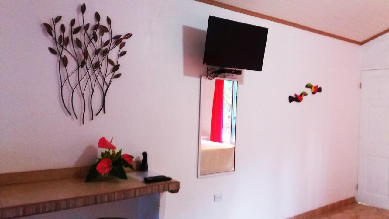Tropical Paradise Bungalows Pital  Luaran gambar