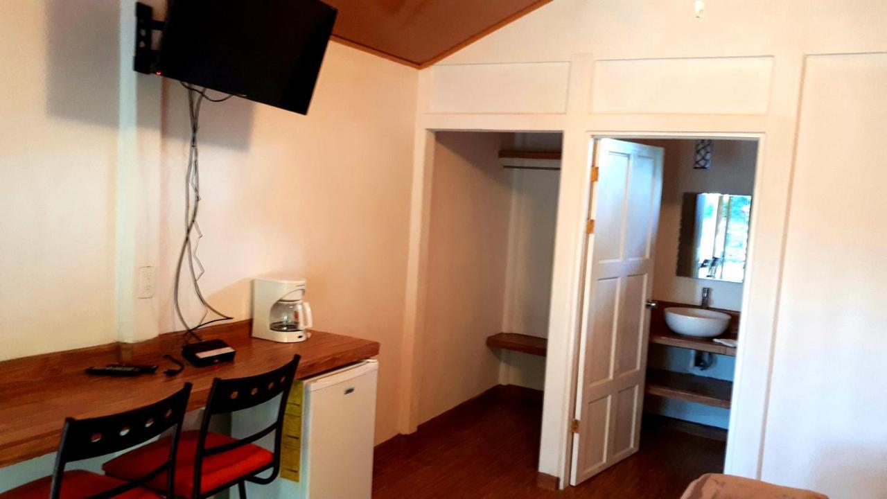 Tropical Paradise Bungalows Pital  Luaran gambar